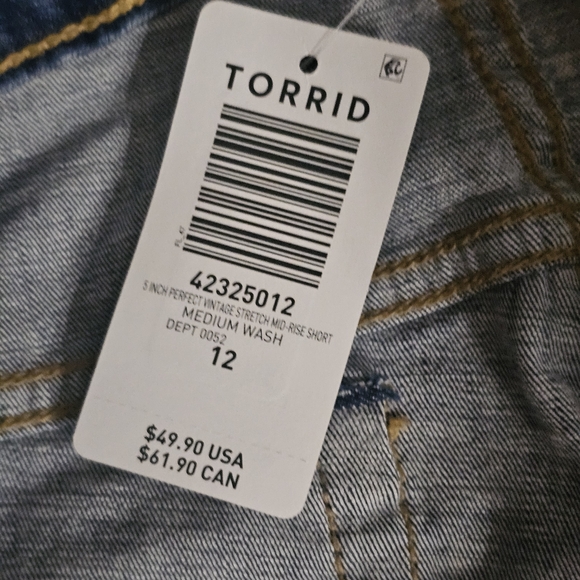 Torrid Blue Denim Shorts - Picture 4 of 5